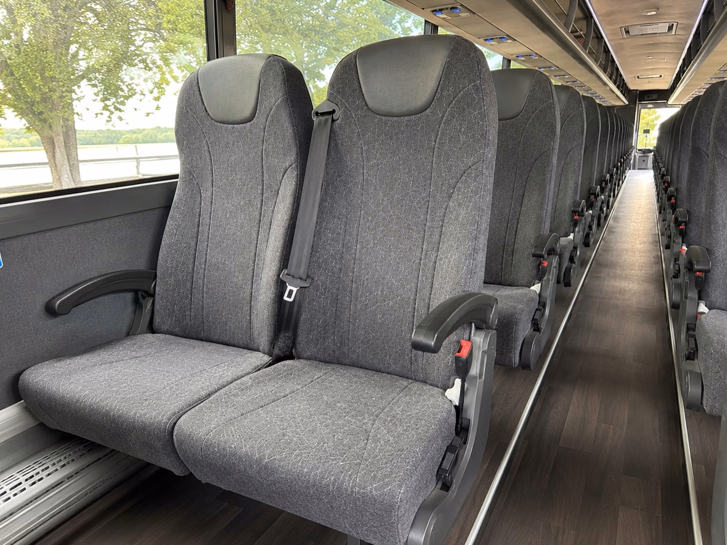 airport shuttle transportation for out of town wedding guests in pompano beach