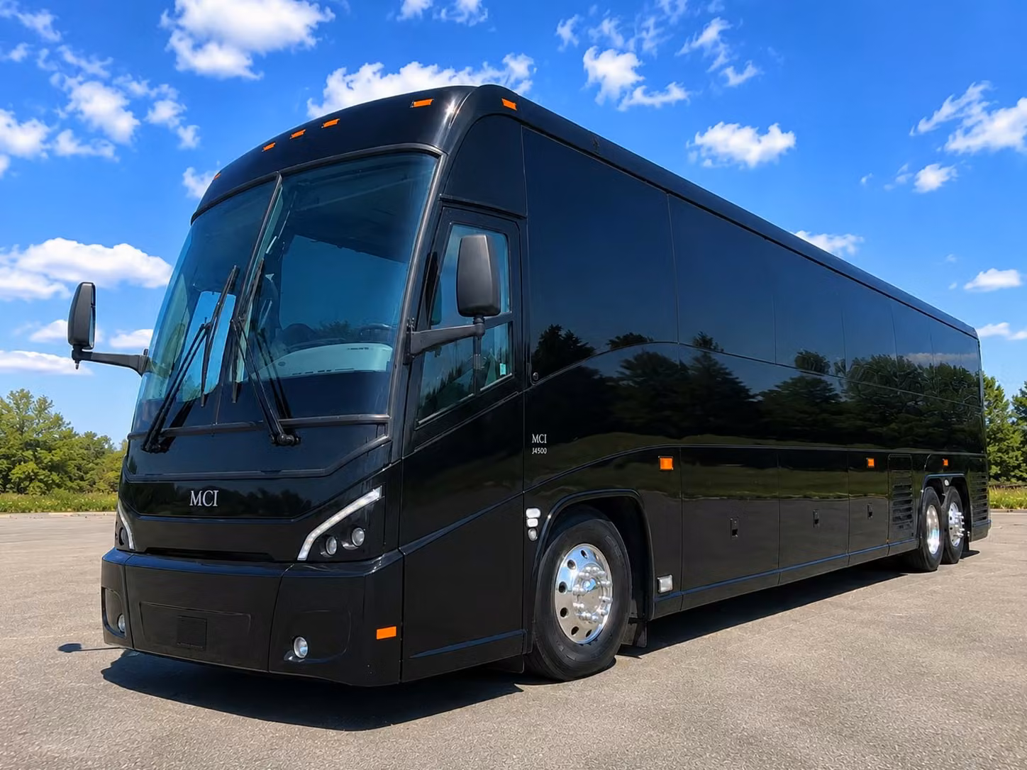 construction and workforce shuttle bus rentals in pompano beach