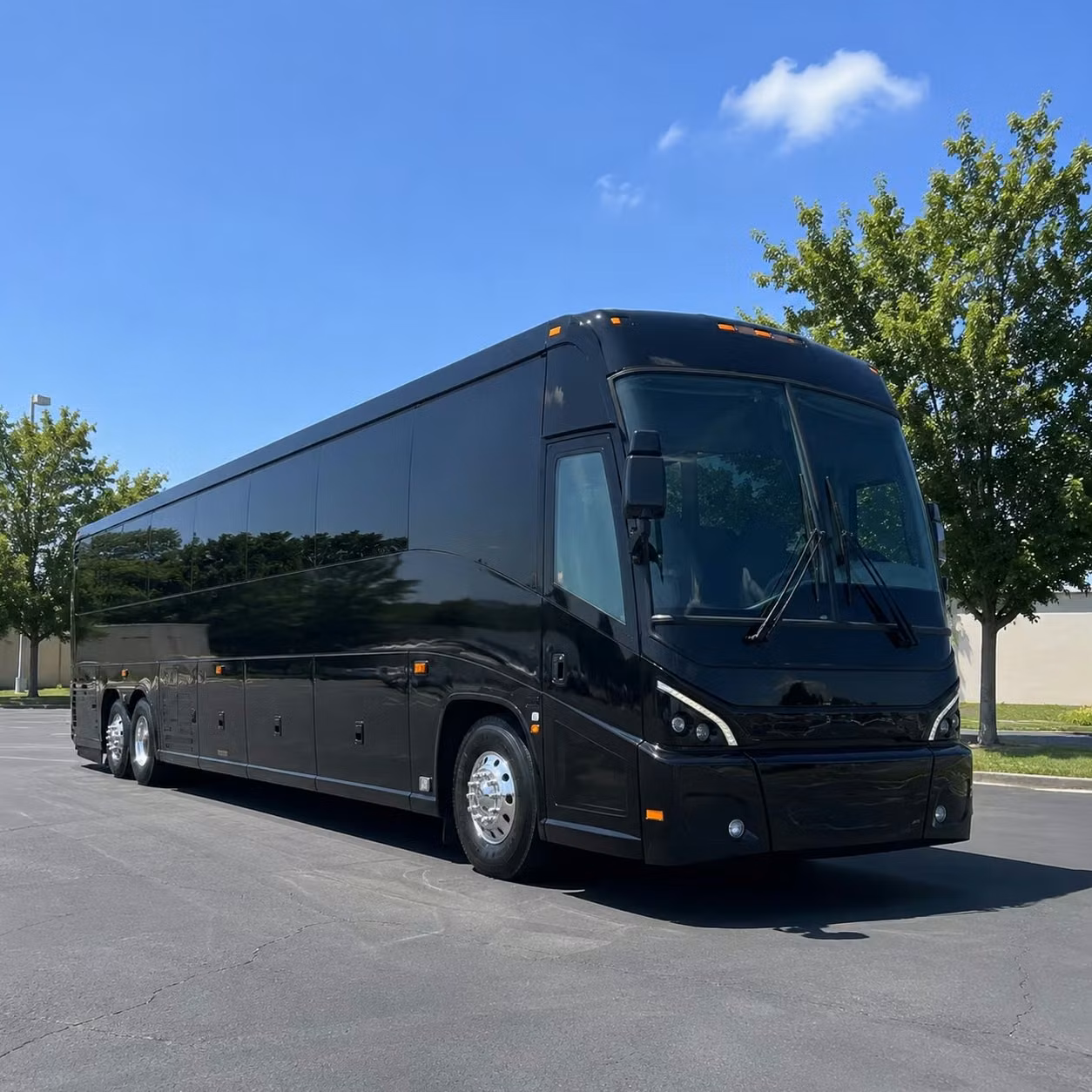 keeping large groups together for miami international airport transfers